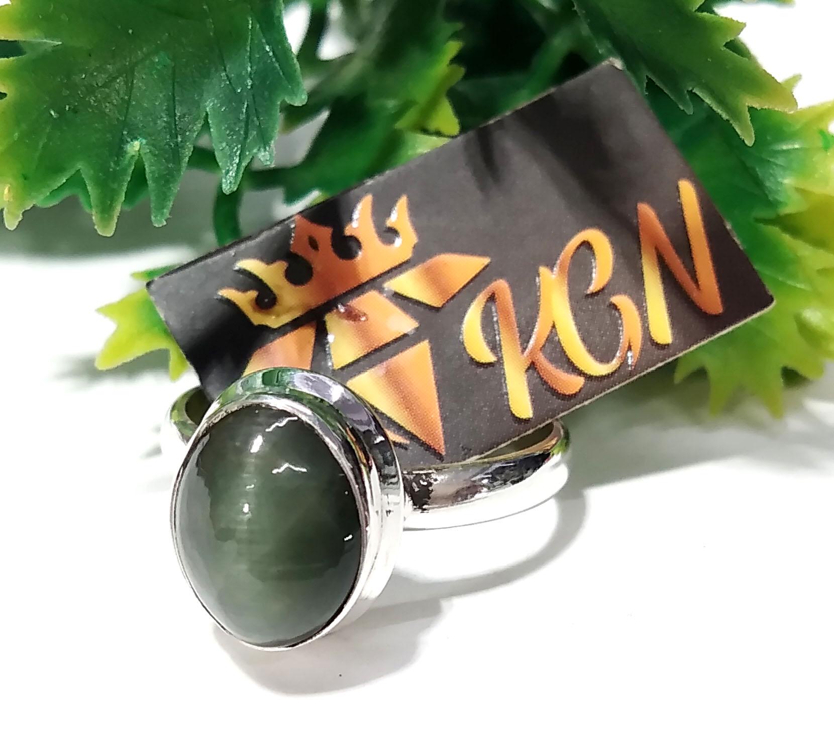 Natural Cat's Eye Gemstone Ring, Solid 925 Starling Silver Ring, Amazing Cats Eye Stone Size 11x9 mm Handmade Ring, Gift Birthday Ring